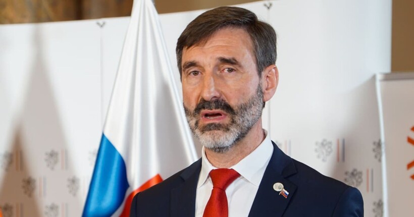 Пробачити все, що сталося: глава МЗС Словаччини заговорив про прощення росії