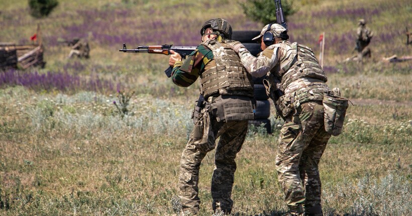 Термін базової загальновійськової підготовки збільшать - Сирський