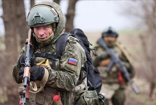 Побиття та незаконне утримання: групі окупантів оголосили про підозру за жорстоке поводження з мешканцями Київщини