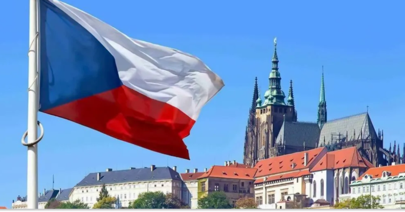 Чехія внесла до санкційного списку російського чиновника за погрози хокеїсту Гашеку