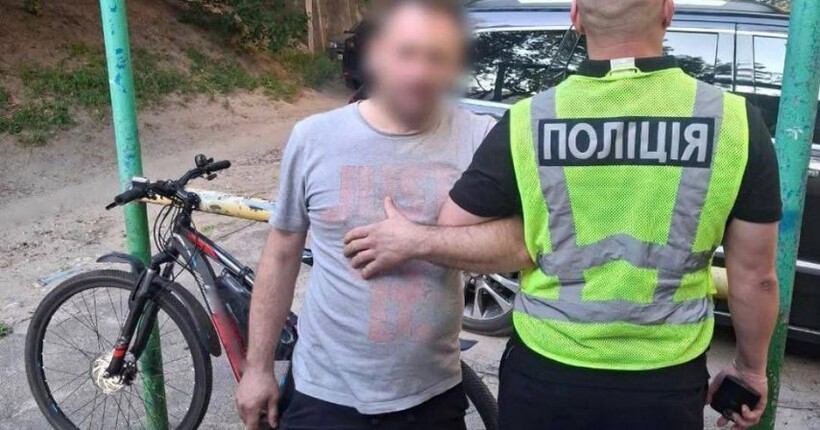 Стріляв по автівці волонтерки з дитиною: у Києві зловмиснику оголосили підозру