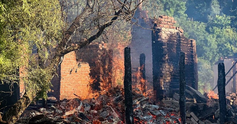 Армія рф атакувала село Битиця на Сумщині: загинув цивільний, п'ять будинків знищено
