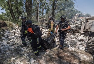 Окупанти завдали авіаудару по Костянтинівці: в ДСНС показали наслідки