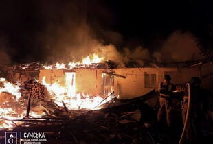 Армія рф вночі атакувала дронами одну з громад Сумщини: пошкоджено будинок і господарчі споруди
