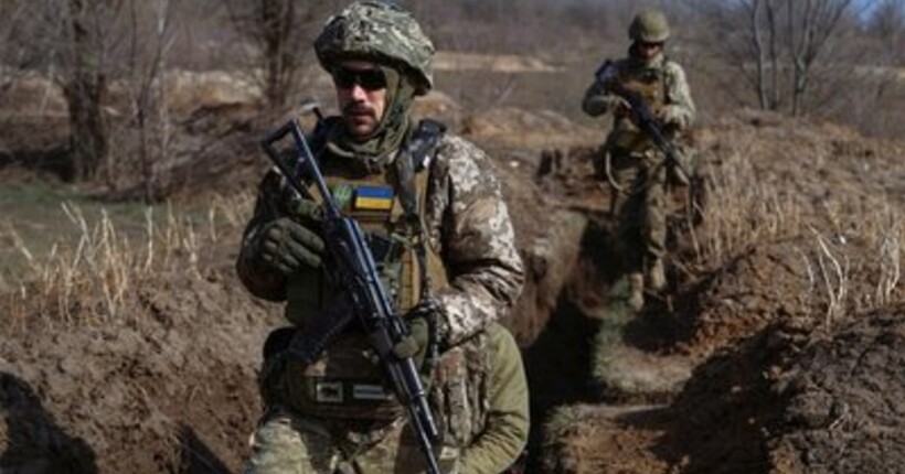 Захисник розповів про особливості координації та прикриття російських штурмових груп
