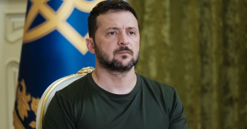 Зеленський привітав українців з Днем Державності: подробиці