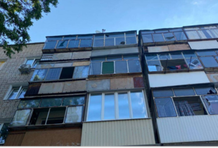 Російський артобстріл Нікополя: загинула жінка, ще п’ятеро людей постраждали