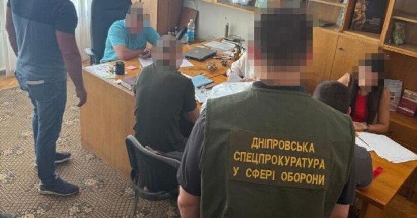 Схема ухилення від мобілізації за гроші: у Дніпрі оголошено підозру посадовцю ВЛК
