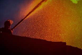 Зеленський відреагував на нічну атаку: росіяни били понад 300 дронами та ракетами (відео, фото)