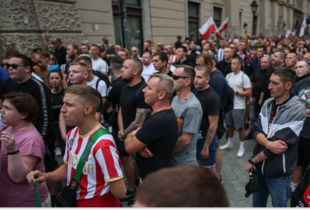 У Польщі партія 