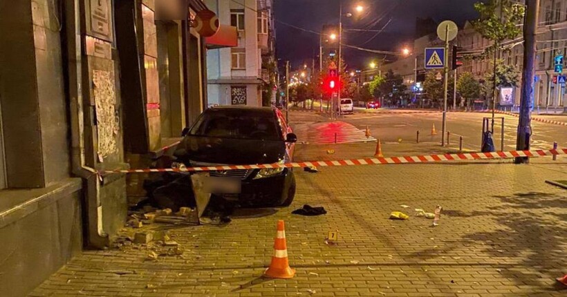 Жінка, яку збив працівник прокуратури у Києві, померла у лікарні