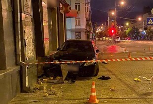 Жінка, яку збив працівник прокуратури у Києві, померла у лікарні