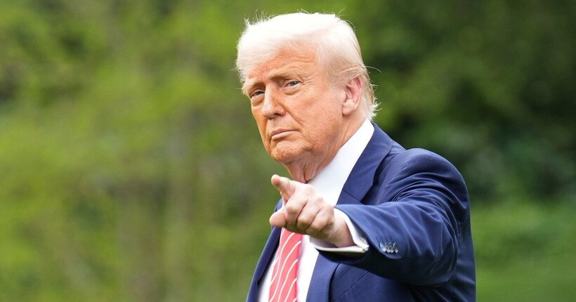 Трамп заявив, що США ще раз можуть атакувати ядерні об'єкти в Ірані: подробиці