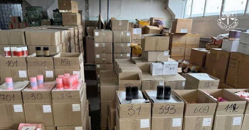 На Полтавщині викрито масштабне виробництво фальсифікованої парфумерії на понад 8,5 млн грн