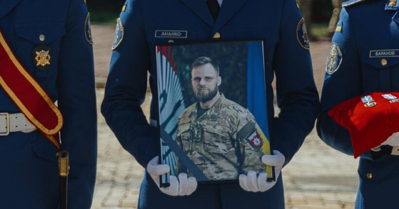 У Києві поховали командира Об’єднаної штурмової бригади Нацполіції 