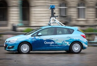 Google заплатить $12 500 аргентинцю, якого випадково зняли голим у дворі
