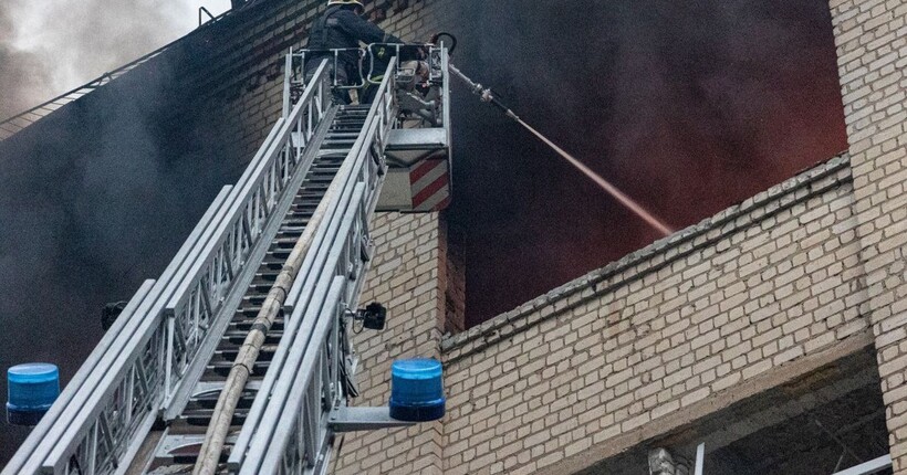 Удар по Харкову: ліквідовані всі осередки пожеж (фото)