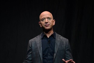 Джефф Безос продав частину акцій Amazon за $5,7 млрд