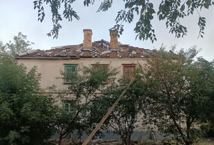 Ворог вночі бив по Дніпропетровщині: пошкоджено заклад освіти та лінію електропередач