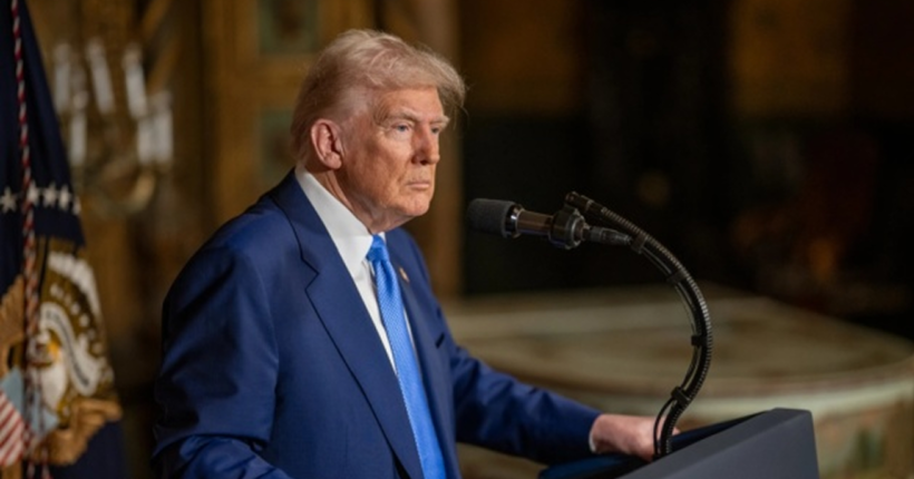 Трамп заявив, що дозволить українським біженцям залишатися у США до завершення війни
