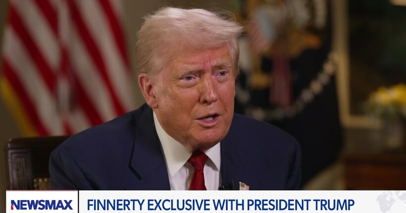 Трамп наказав двом атомним підводним човнам підійти ближче до росії