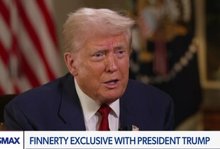 Трамп наказав двом атомним підводним човнам підійти ближче до росії