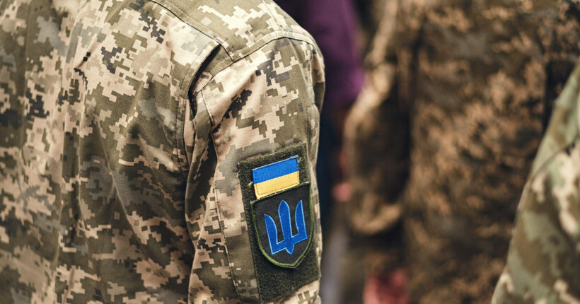 У селі Бузьке напали на військових ТЦК: поранений солдат застосував травматичну зброю