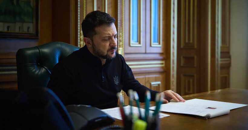 Зеленський вів санкції проти викрадачів українських ресурсів з ТОТ