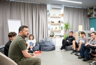 Зеленський відвідав молодіжний хаб 