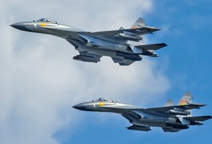 КНР збільшила військову присутність біля Тайваню: за добу зафіксовано десятки літаків і кораблів
