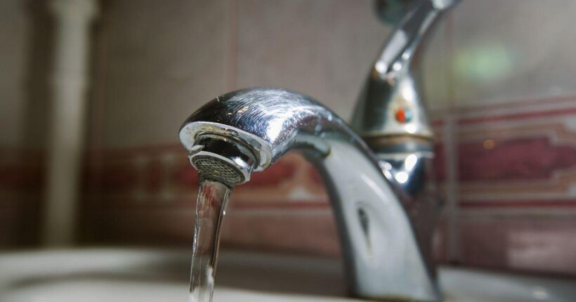 У частині Херсону два дні подаватимуть воду за графіком через пошкодження електромереж