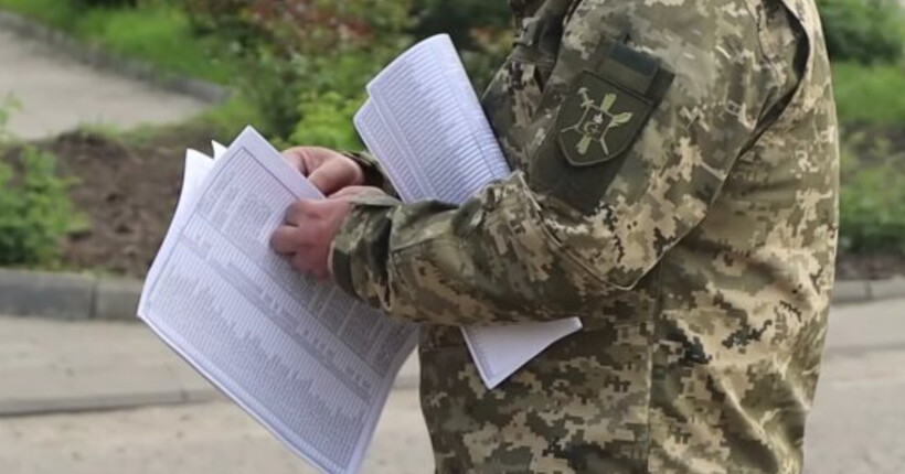 У Миколаєві чоловік побив військового ТЦК під час перевірки документів