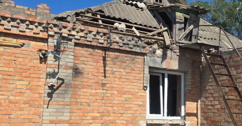 Армія рф атакувала один з районів Дніпропетровщини: є постраждала та пошкодження (фото)