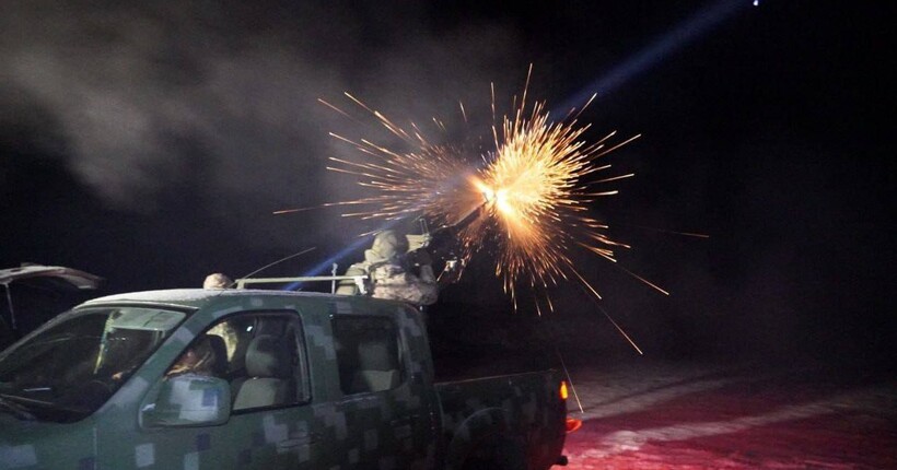 Повітряні сили знищили 32 дрони та дві ракети у ніч на 13 серпня