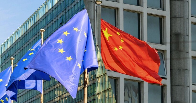 Китай запровадив санкції проти двох європейських банків у відповідь на обмеження ЄС