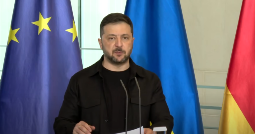 Все, що стосується України, має обговорюватися виключно з Україною - Зеленський