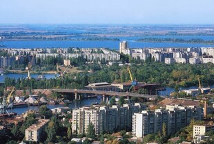 Евакуація з мікрорайону Острів у Херсоні: в ОВА відповіли, чи відкритий міст