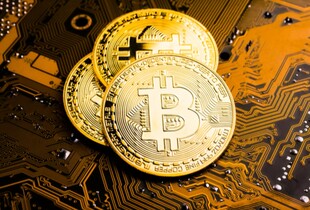 Bitcoin знову б'є рекорди: криптовалюта оновила історичний максимум