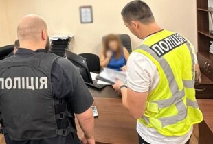 У Києві службовицю підозрюють у закупівлі неякісних бодікамер для 
