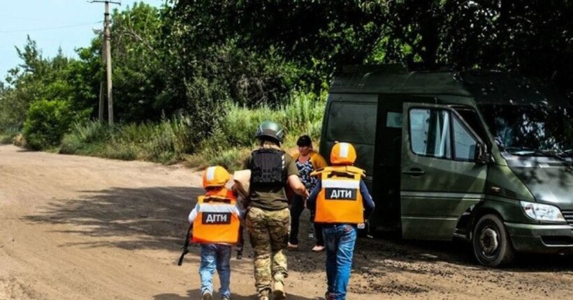 У Донецькій області почалася примусова евакуація родин з дітьми з Дружківки та кількох сіл Андріївської громади