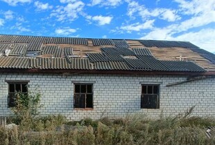 Росіяни вдарили балістичною ракетою по селу на Чернігівщині: пошкоджено будинки та сільгосппідприємство