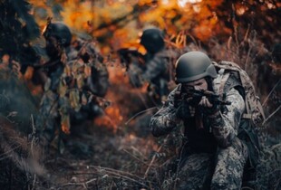 Трегубов: поблизу Покровська діють ворожі ДРГ по 2-5 людей, таких груп досить багато