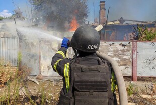 На Нікопольщини через обстріли рф пошкоджені пожежна частина, спортклуб і десятки будівель