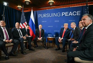 Трамп та Путін почали переговори: журналісти знову задали російському диктатору 