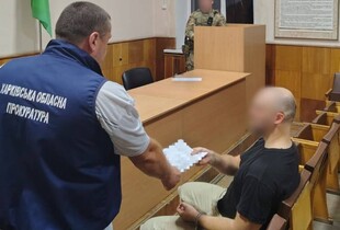 Напав із ножем на поліцейського та трьох співробітників ТЦК: у Харкові чоловіка взято під варту