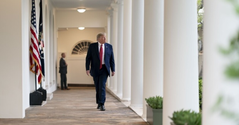 Зеленський може миттєво припинити війну - Трамп 