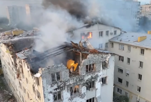 У Харкові п’ять влучань по житловому будинку, серед жертв - дворічна дитина (відео)