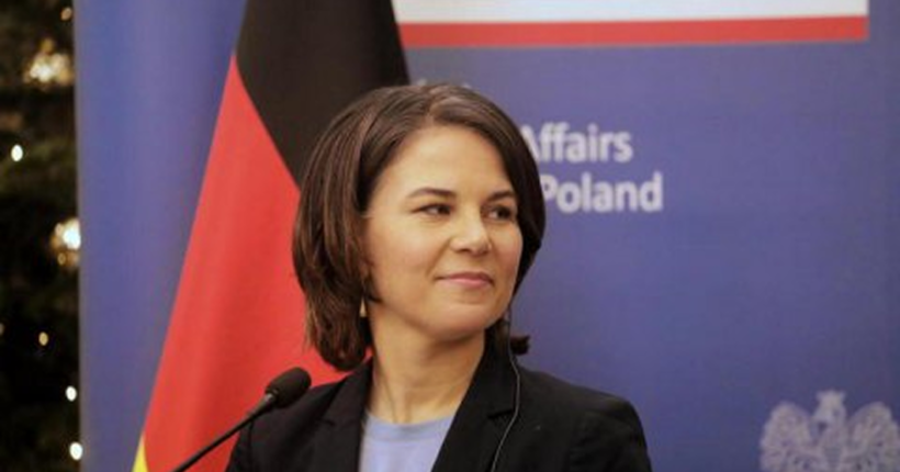 Глава МЗС Німеччини звинуватив Китай у підтримці російської військової машини