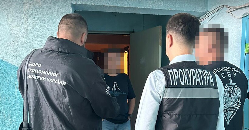 У Чернівцях викрили розтрату понад 3,3 млн грн під час ремонту аеропорту