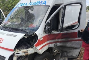 Росіяни атакували авто екстреної медичної допомоги у Куп'янську (фото)